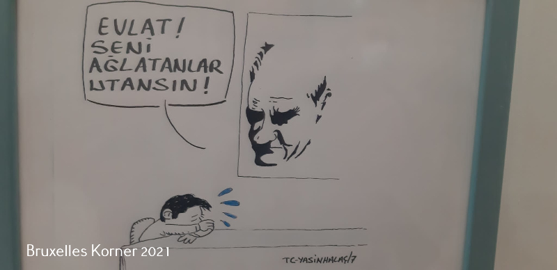 Yusuf Cınal'ın Yeni kitabi ve Yasin Halaç'ın yeni karikatürleri sergilendi.