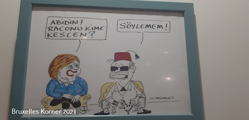 Yusuf Cınal'ın Yeni kitabi ve Yasin Halaç'ın yeni karikatürleri sergilendi.