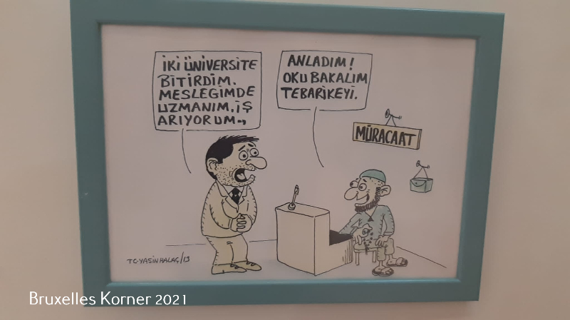 Yusuf Cınal'ın Yeni kitabi ve Yasin Halaç'ın yeni karikatürleri sergilendi.