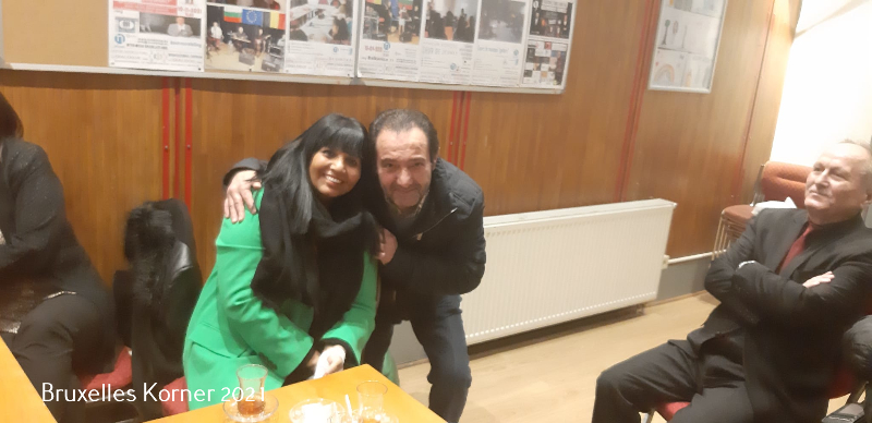 Yusuf Cınal'ın Yeni kitabi ve Yasin Halaç'ın yeni karikatürleri sergilendi.