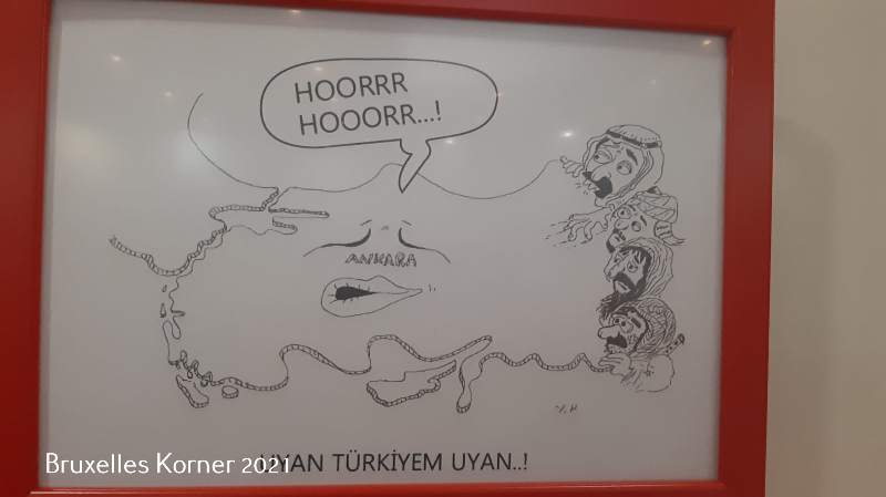 Yusuf Cınal'ın Yeni kitabi ve Yasin Halaç'ın yeni karikatürleri sergilendi.