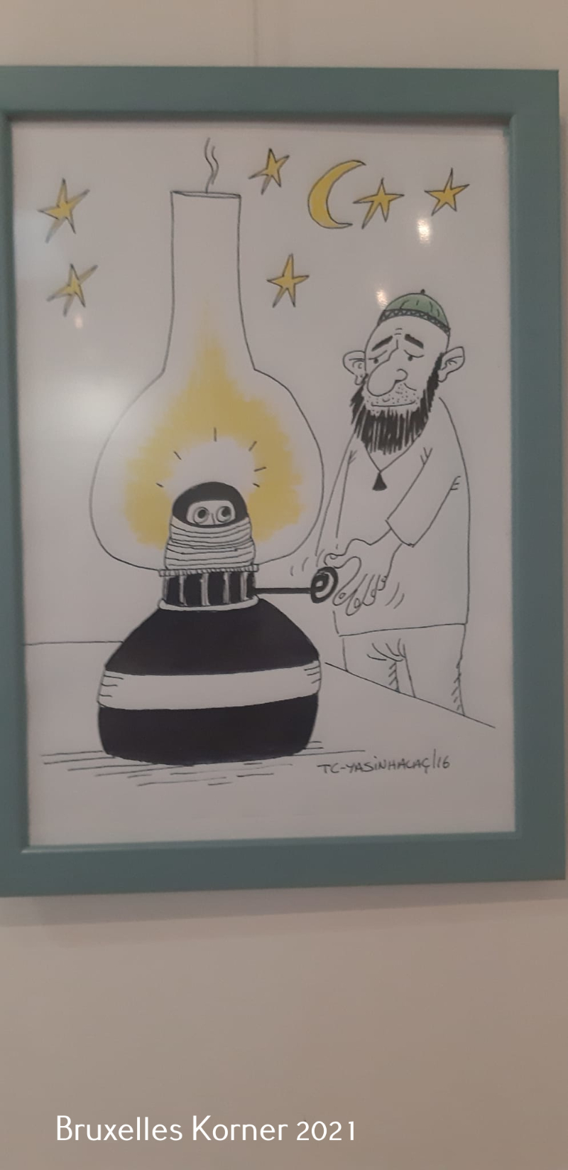 Yusuf Cınal'ın Yeni kitabi ve Yasin Halaç'ın yeni karikatürleri sergilendi.
