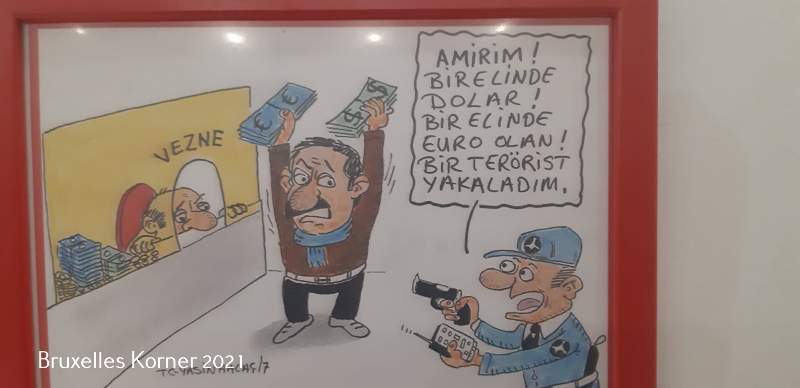 Yusuf Cınal'ın Yeni kitabi ve Yasin Halaç'ın yeni karikatürleri sergilendi.