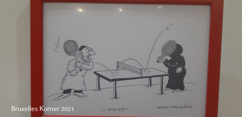 Yusuf Cınal'ın Yeni kitabi ve Yasin Halaç'ın yeni karikatürleri sergilendi.