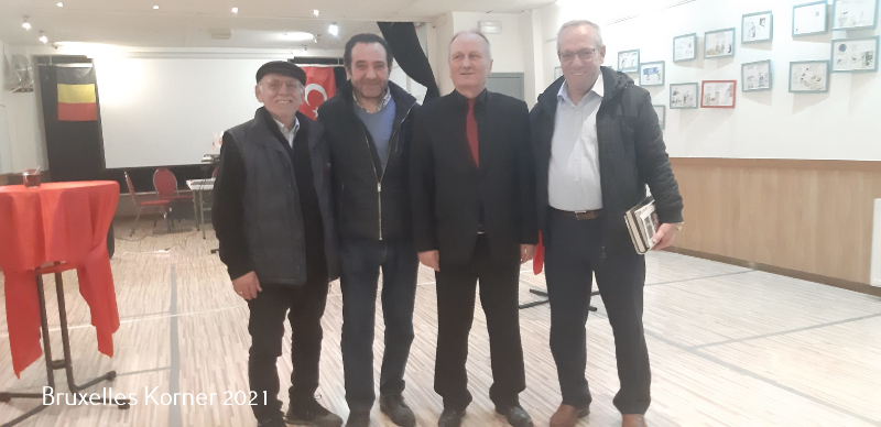 Yusuf Cınal'ın Yeni kitabi ve Yasin Halaç'ın yeni karikatürleri sergilendi.