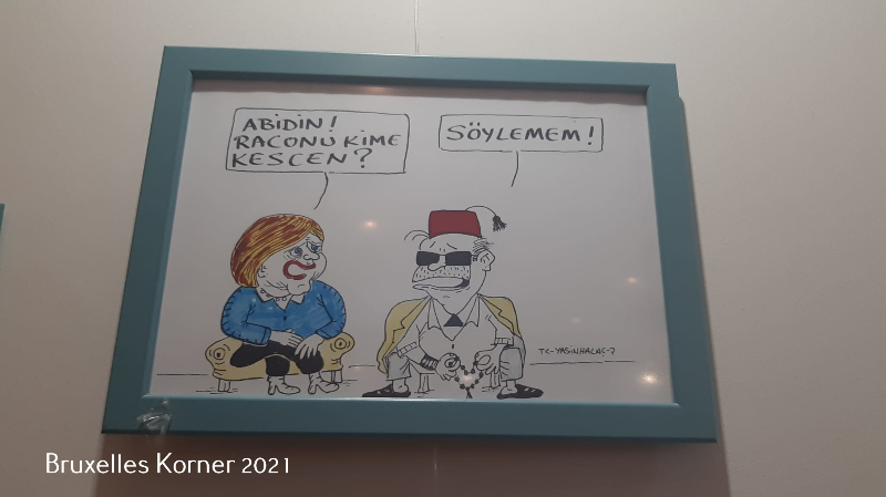 Yusuf Cınal'ın Yeni kitabi ve Yasin Halaç'ın yeni karikatürleri sergilendi.