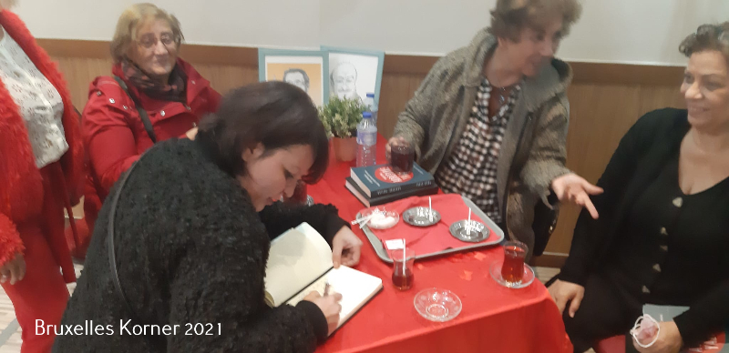 Yusuf Cınal'ın Yeni kitabi ve Yasin Halaç'ın yeni karikatürleri sergilendi.