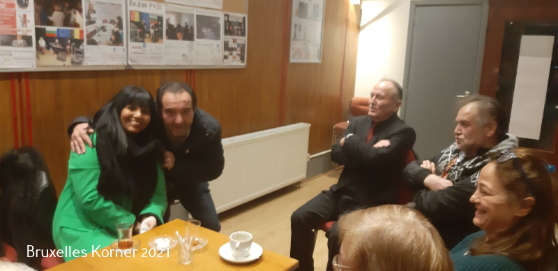 Yusuf Cınal'ın Yeni kitabi ve Yasin Halaç'ın yeni karikatürleri sergilendi.