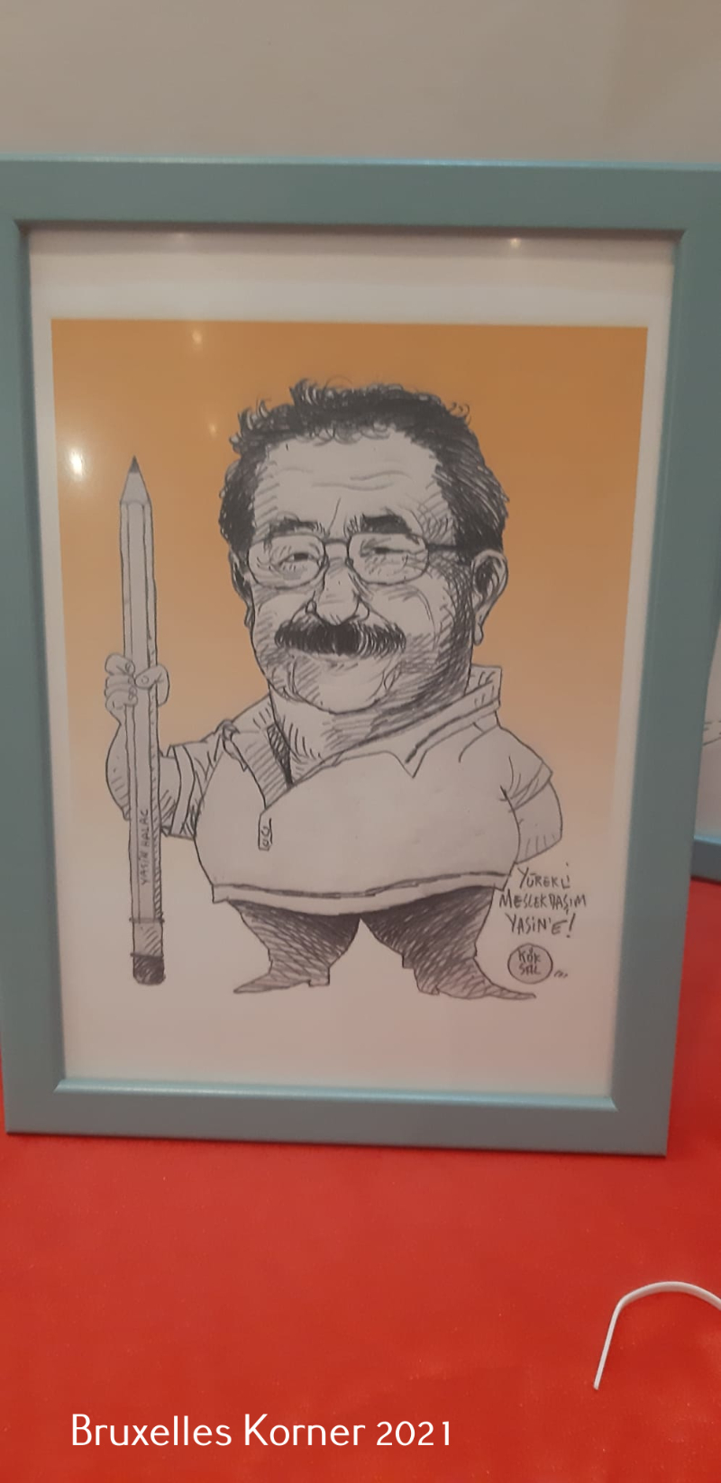 Yusuf Cınal'ın Yeni kitabi ve Yasin Halaç'ın yeni karikatürleri sergilendi.