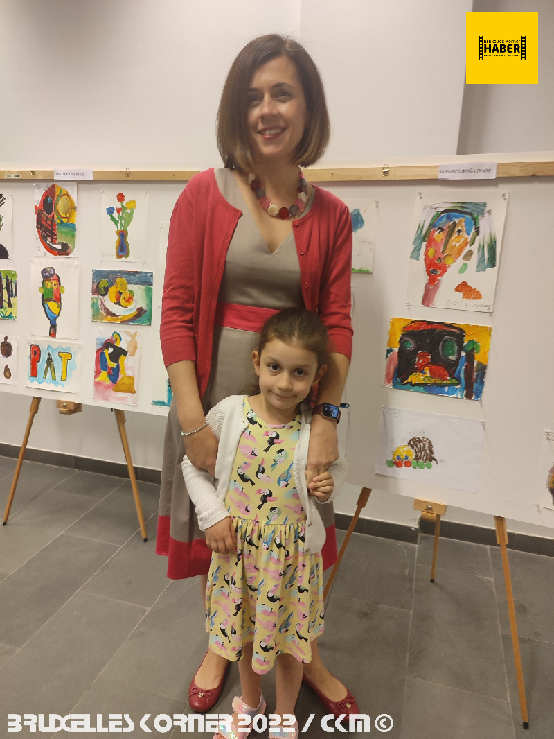 Resmin Sihirli dünyası Projesi- resim sergisi