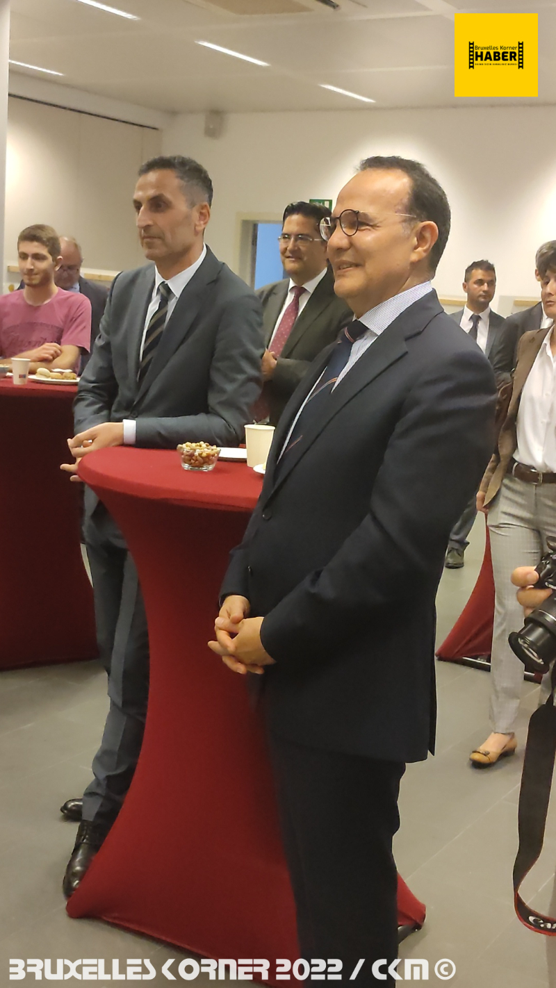 Resmin Sihirli dünyası Projesi- resim sergisi