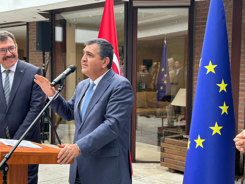 KAYMAKCI’DAN TÜBİTAK İÇİN RESEPSİYON