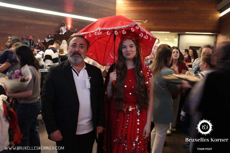 TÜRK KADINLARI İŞ BAŞINDA: DÜNYA MODA EVİNDE BİR İLK!