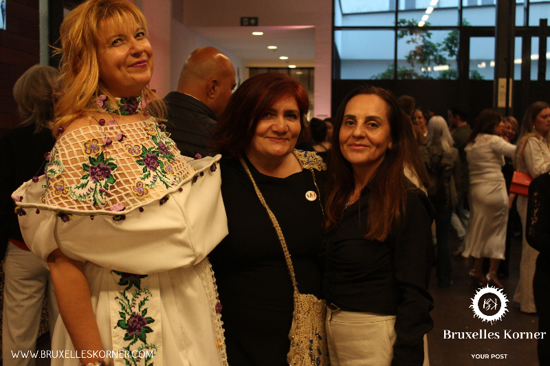 TÜRK KADINLARI İŞ BAŞINDA: DÜNYA MODA EVİNDE BİR İLK!