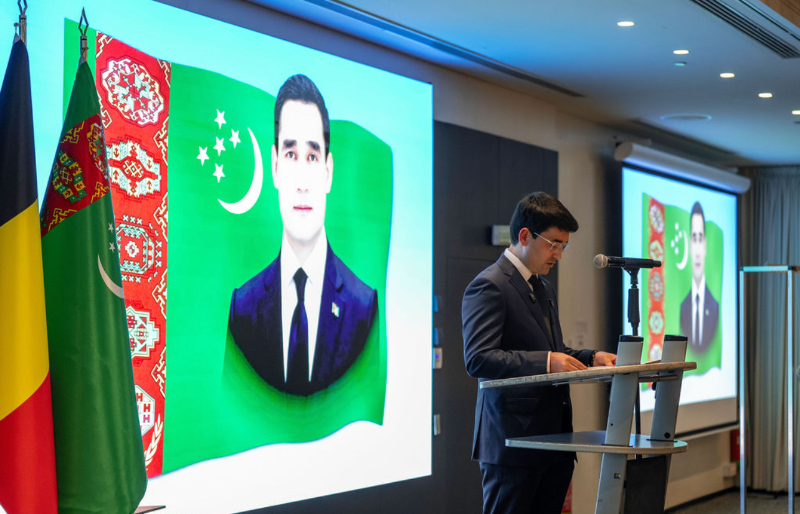 Bruxelles célèbre les 30 ans de neutralité permanente du Turkménistan