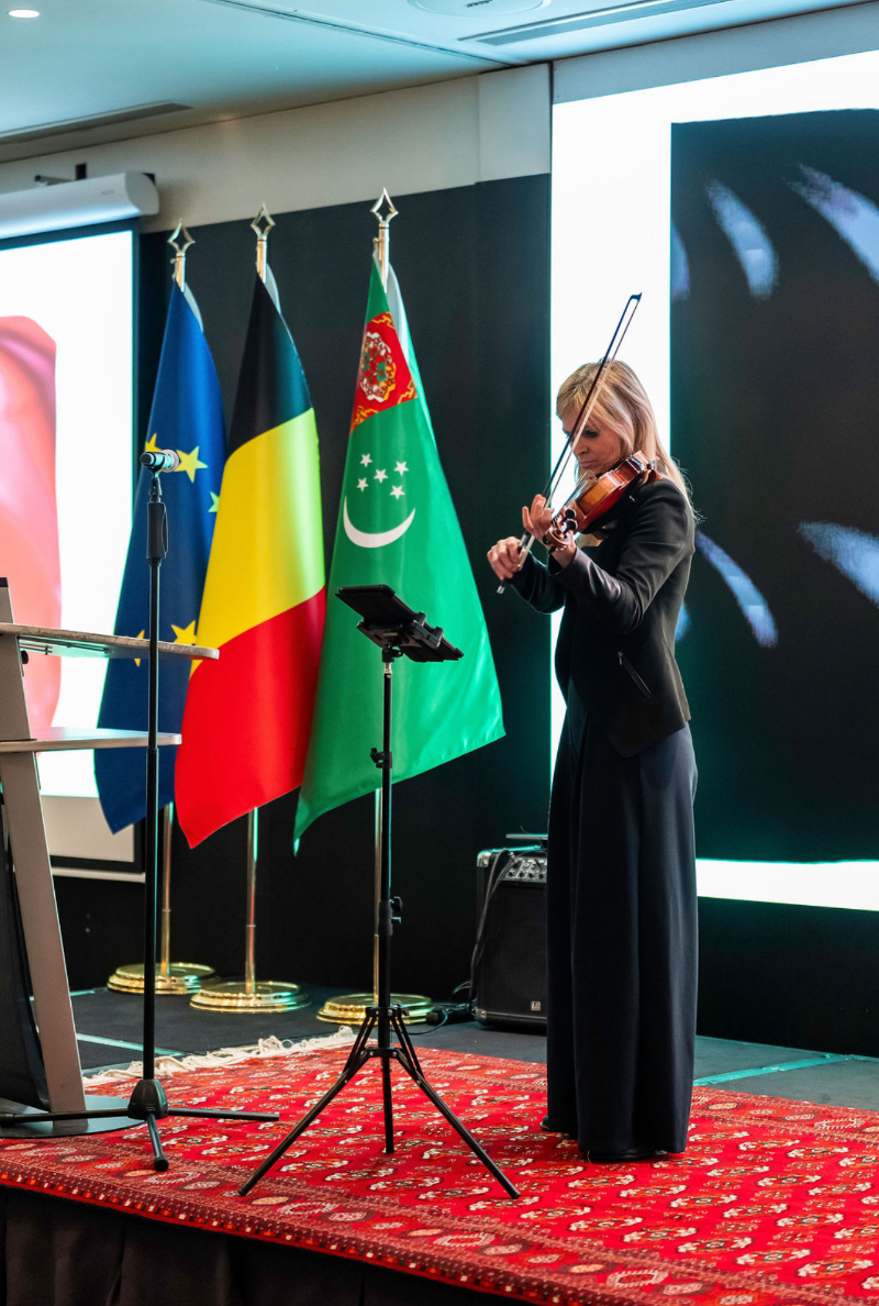 Bruxelles célèbre les 30 ans de neutralité permanente du Turkménistan