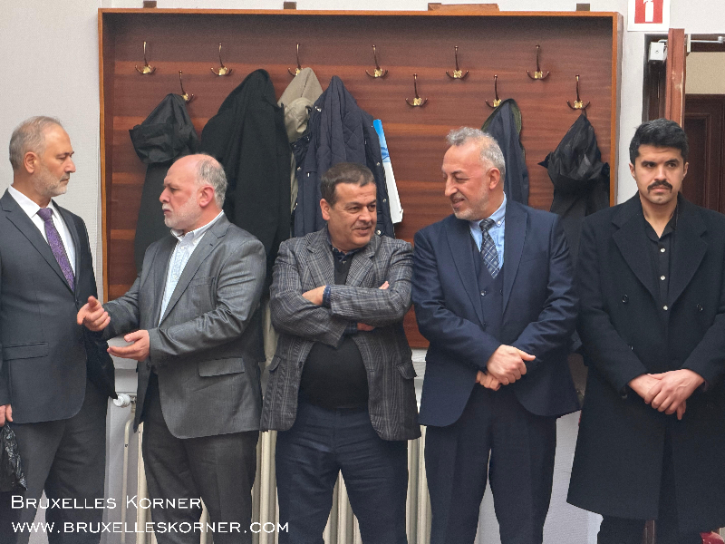 Brüksel’de Bayram Buluşması Belçika Diyanet Vakfı’nın geleneksel bayramlaşma töreni geniş katılımla gerçekleşti