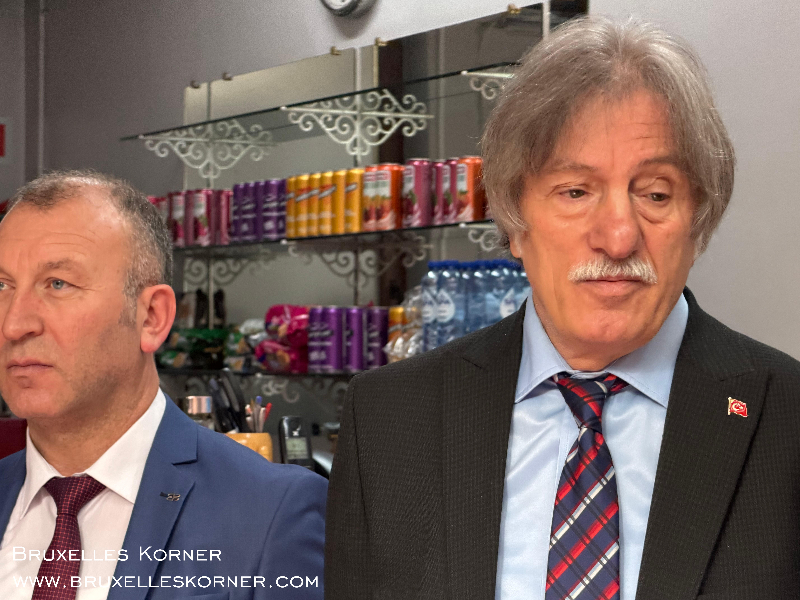 Brüksel’de Bayram Buluşması Belçika Diyanet Vakfı’nın geleneksel bayramlaşma töreni geniş katılımla gerçekleşti