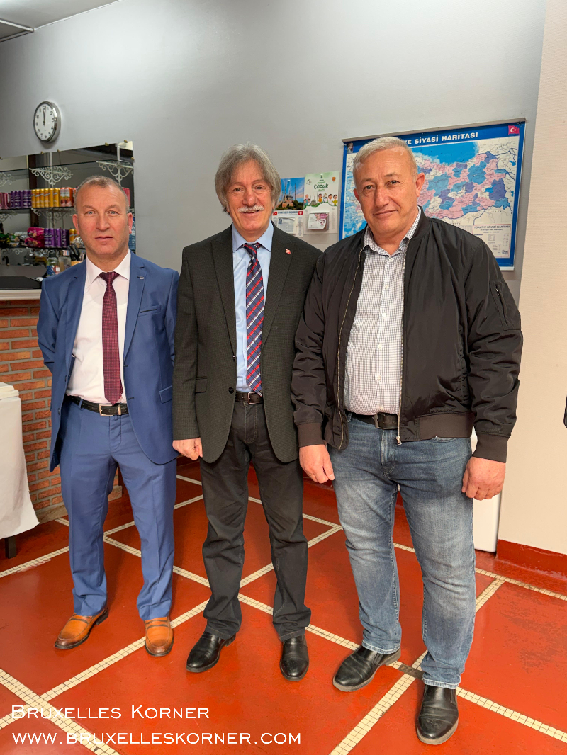 Brüksel’de Bayram Buluşması Belçika Diyanet Vakfı’nın geleneksel bayramlaşma töreni geniş katılımla gerçekleşti