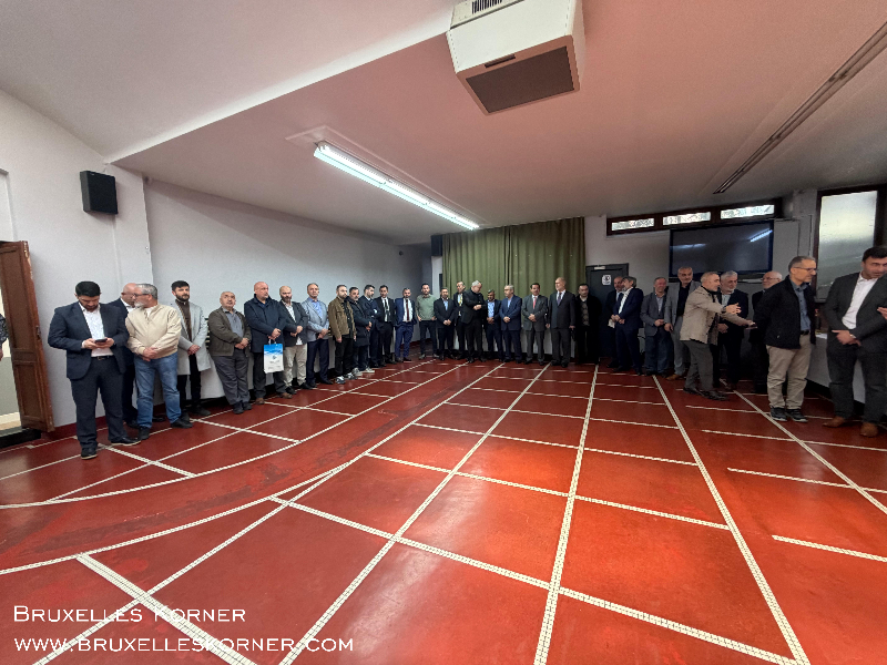 Brüksel’de Bayram Buluşması Belçika Diyanet Vakfı’nın geleneksel bayramlaşma töreni geniş katılımla gerçekleşti