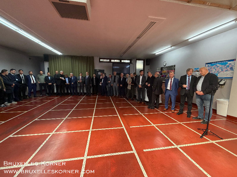 Brüksel’de Bayram Buluşması Belçika Diyanet Vakfı’nın geleneksel bayramlaşma töreni geniş katılımla gerçekleşti