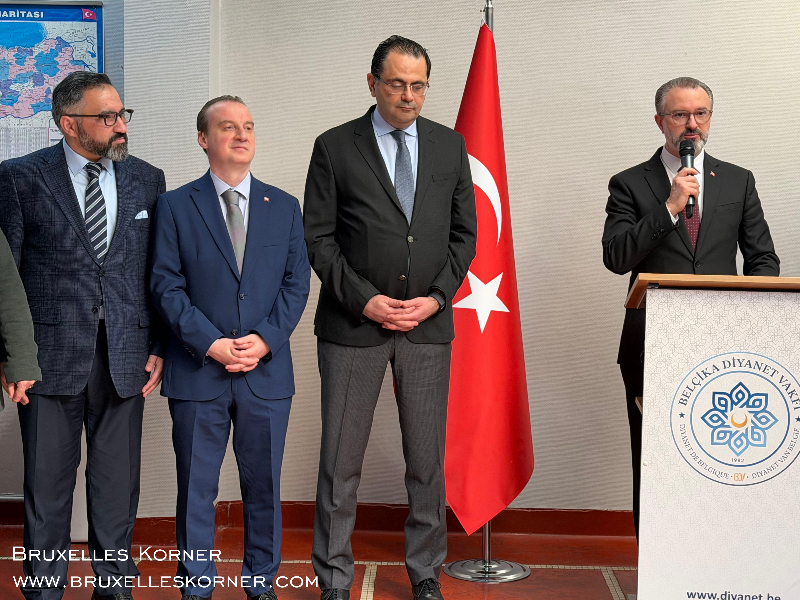 Brüksel’de Bayram Buluşması Belçika Diyanet Vakfı’nın geleneksel bayramlaşma töreni geniş katılımla gerçekleşti