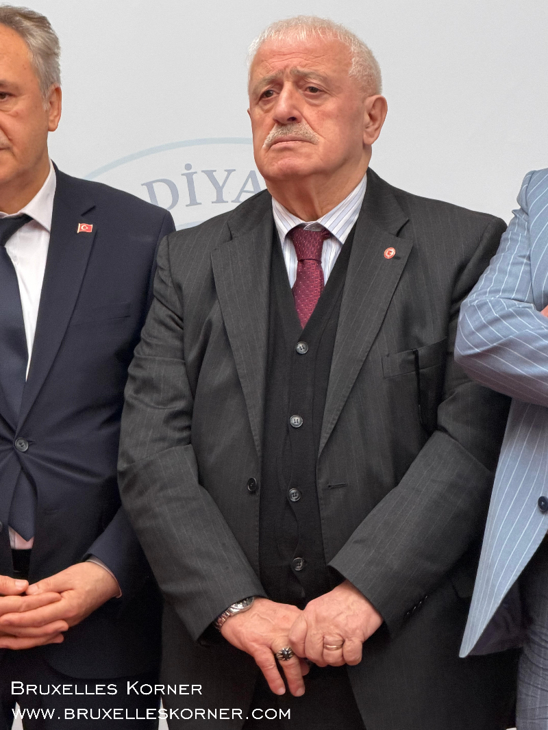 Brüksel’de Bayram Buluşması Belçika Diyanet Vakfı’nın geleneksel bayramlaşma töreni geniş katılımla gerçekleşti