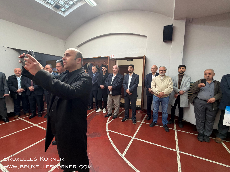 Brüksel’de Bayram Buluşması Belçika Diyanet Vakfı’nın geleneksel bayramlaşma töreni geniş katılımla gerçekleşti