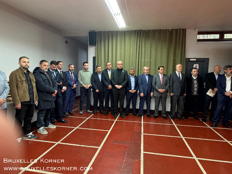 Brüksel’de Bayram Buluşması Belçika Diyanet Vakfı’nın geleneksel bayramlaşma töreni geniş katılımla gerçekleşti
