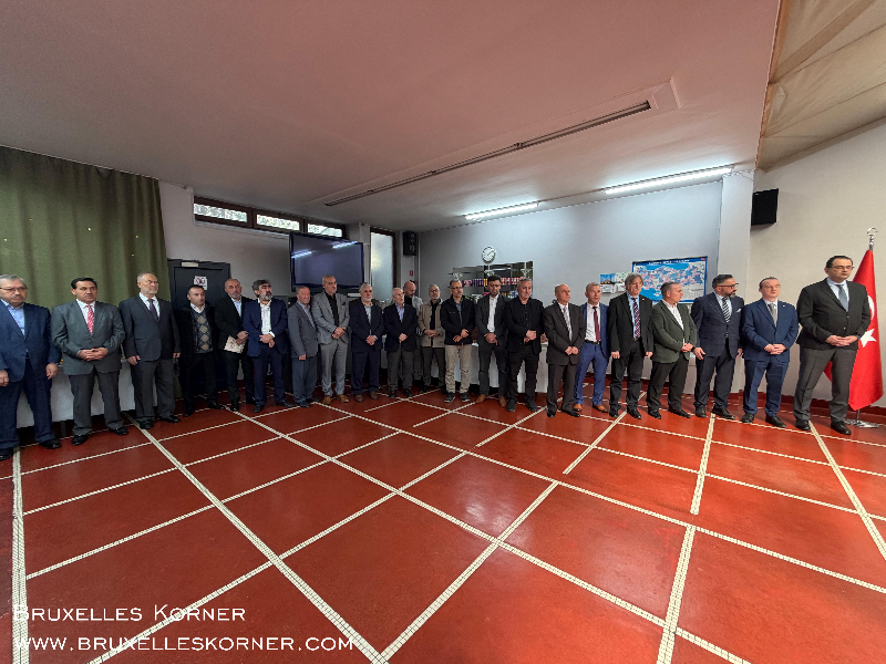 Brüksel’de Bayram Buluşması Belçika Diyanet Vakfı’nın geleneksel bayramlaşma töreni geniş katılımla gerçekleşti
