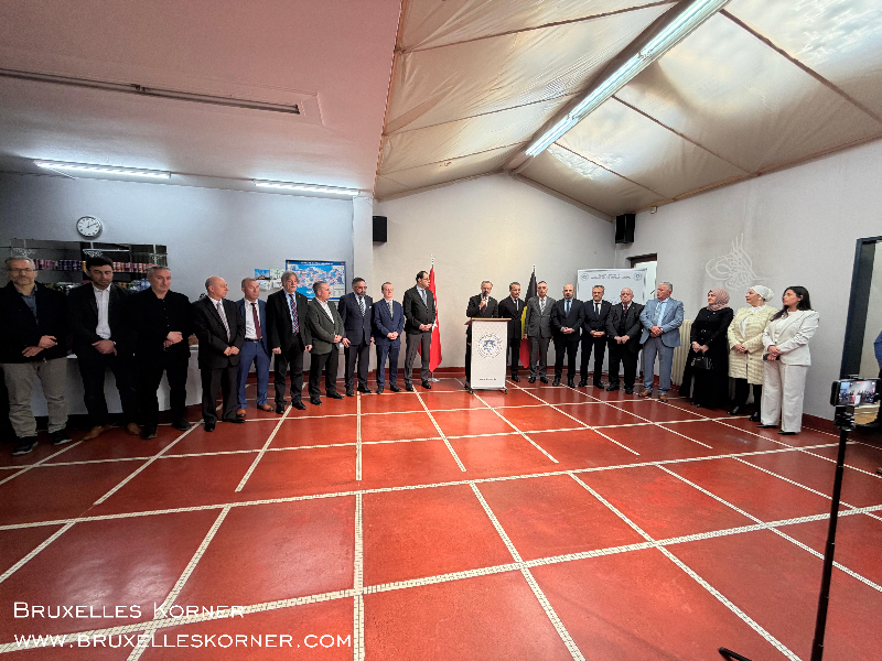 Brüksel’de Bayram Buluşması Belçika Diyanet Vakfı’nın geleneksel bayramlaşma töreni geniş katılımla gerçekleşti
