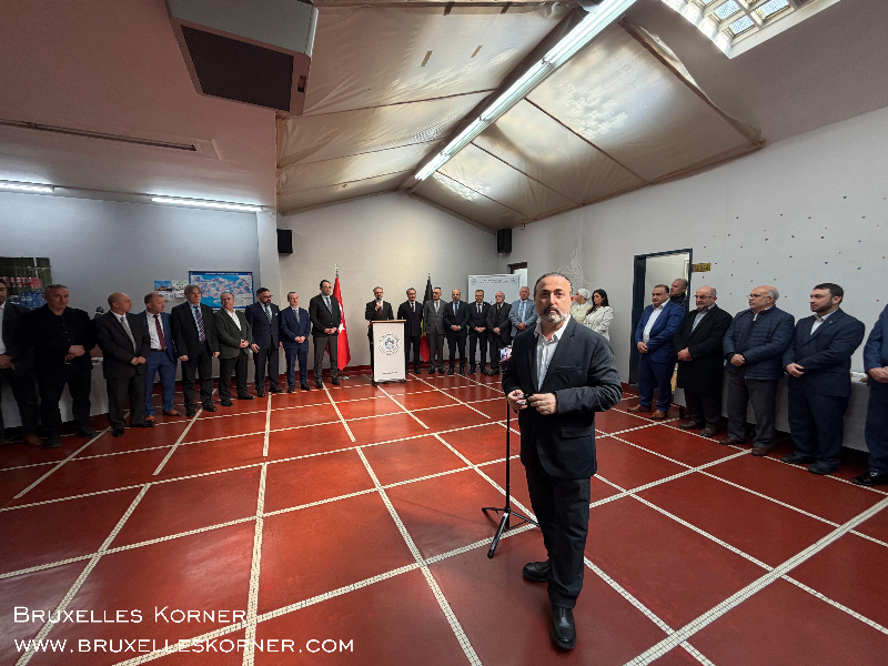 Brüksel’de Bayram Buluşması Belçika Diyanet Vakfı’nın geleneksel bayramlaşma töreni geniş katılımla gerçekleşti