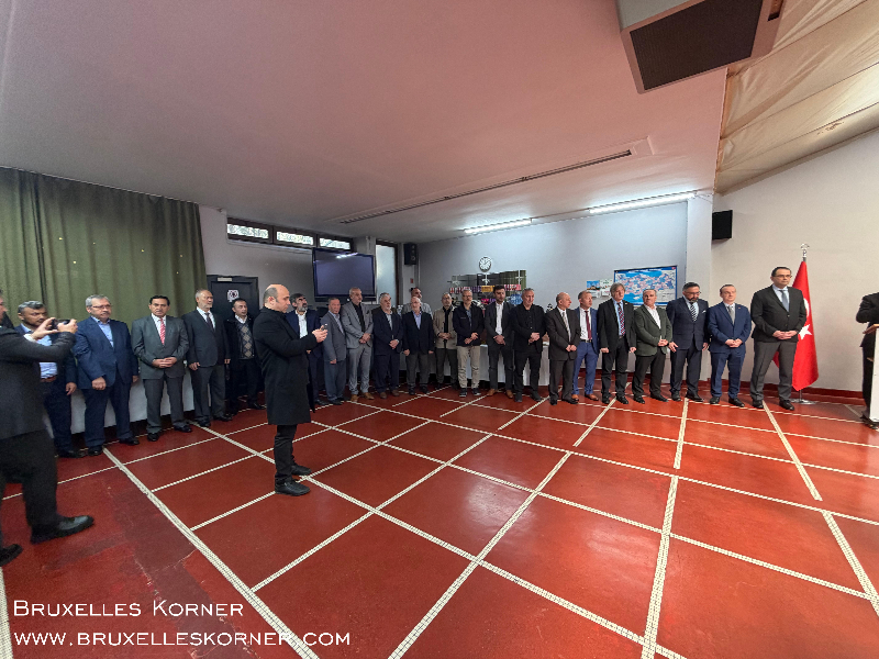 Brüksel’de Bayram Buluşması Belçika Diyanet Vakfı’nın geleneksel bayramlaşma töreni geniş katılımla gerçekleşti