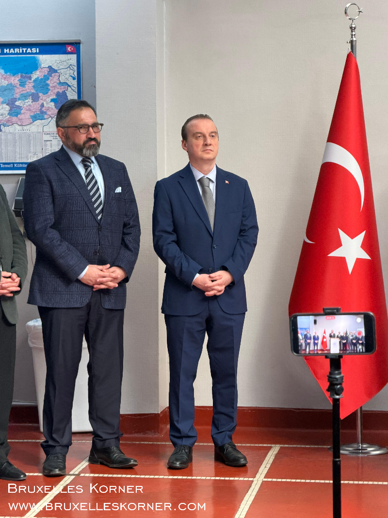 Brüksel’de Bayram Buluşması Belçika Diyanet Vakfı’nın geleneksel bayramlaşma töreni geniş katılımla gerçekleşti