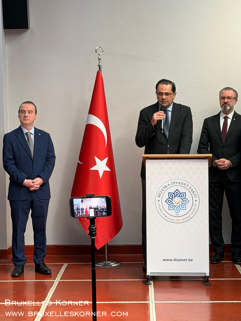 Brüksel’de Bayram Buluşması Belçika Diyanet Vakfı’nın geleneksel bayramlaşma töreni geniş katılımla gerçekleşti