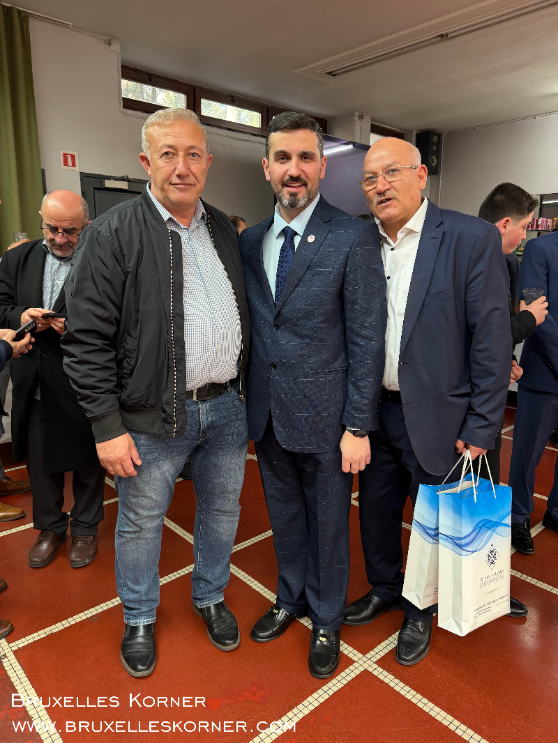 Brüksel’de Bayram Buluşması Belçika Diyanet Vakfı’nın geleneksel bayramlaşma töreni geniş katılımla gerçekleşti