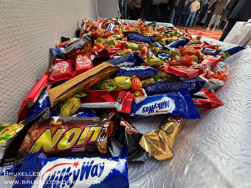 Brüksel’de Bayram Buluşması Belçika Diyanet Vakfı’nın geleneksel bayramlaşma töreni geniş katılımla gerçekleşti