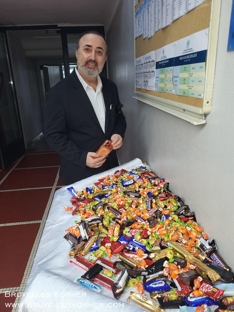 Brüksel’de Bayram Buluşması Belçika Diyanet Vakfı’nın geleneksel bayramlaşma töreni geniş katılımla gerçekleşti