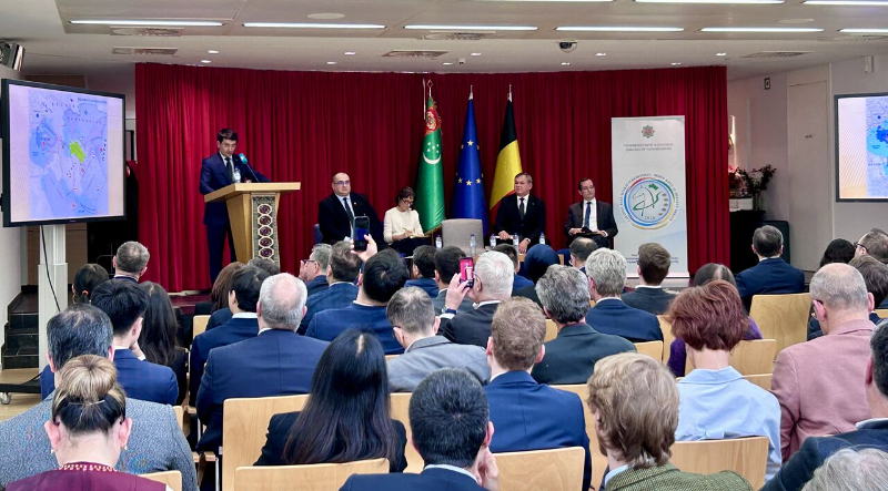 Achgabat a parlé. Bruxelles a écouté