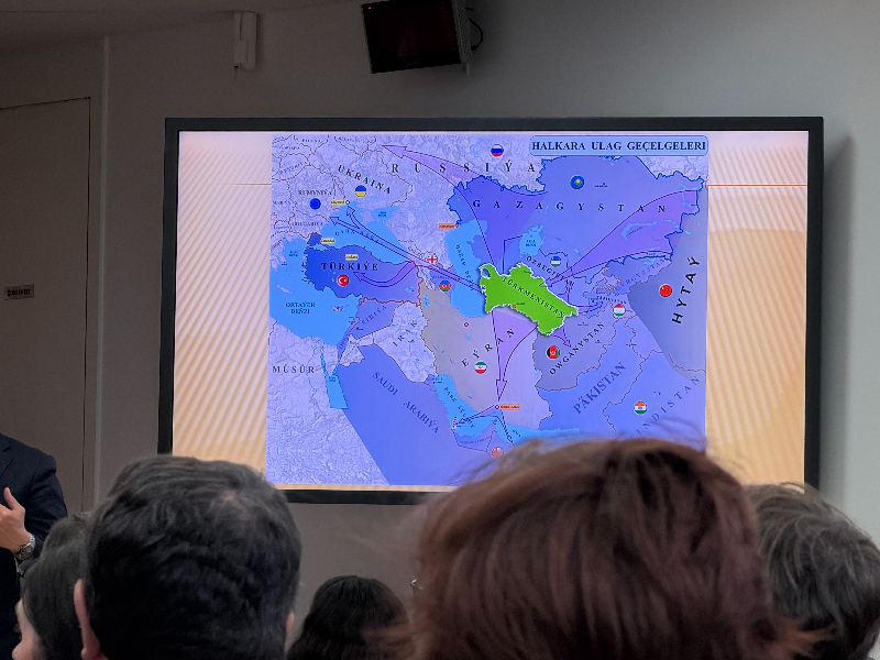 Achgabat a parlé. Bruxelles a écouté