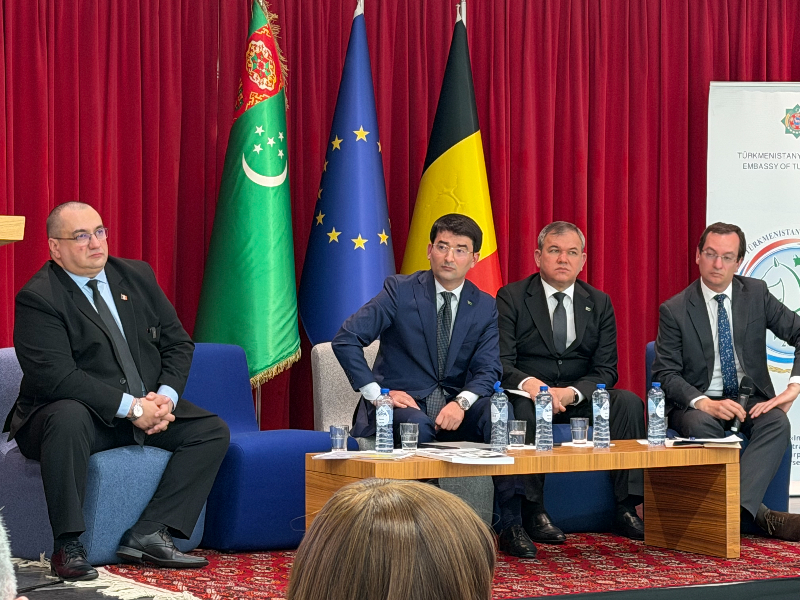 Achgabat a parlé. Bruxelles a écouté