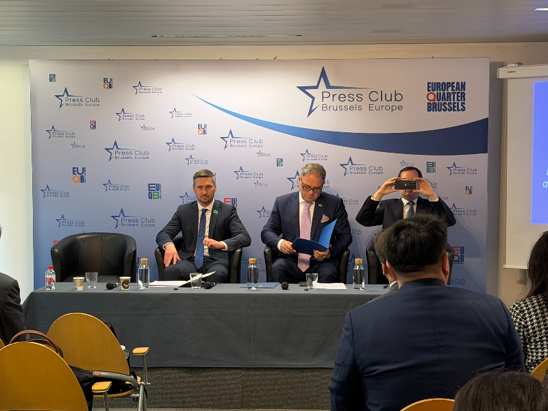 Un Nouveau Kazakhstan face à l'Europe : le référendum constitutionnel en débat à Bruxelles