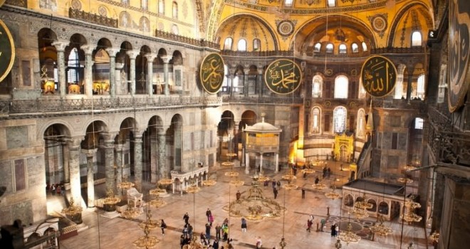 Yunanistan Ayasofya'ya konsolosunu gönderdi