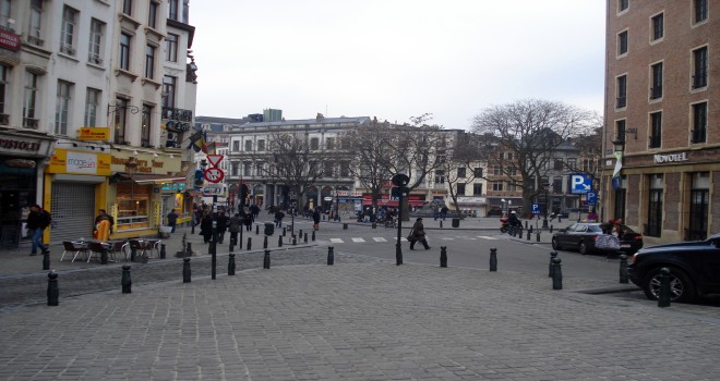 Brüksel'de Operasyon: 3 Kişi Terörist Saldırı Hazırlığıyla Suçlanıyor