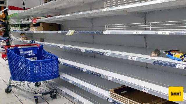 Belçika'da Carrefour'da raflar boş