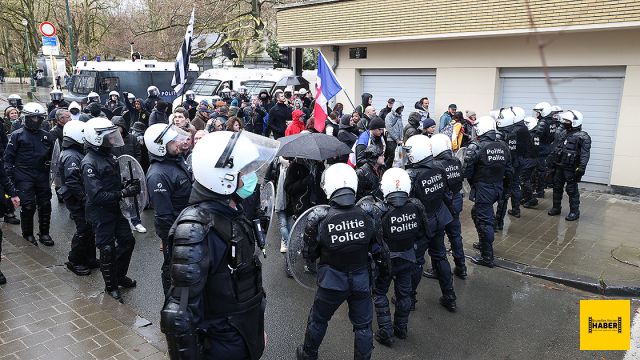 Belçika'daki kamyoncu eylemi engellendi, çok sayıda kişi gözaltına alındı