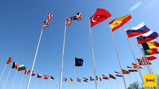 3 SORUDA - Türkiye'nin NATO serüveni ve ittifaktaki rolü