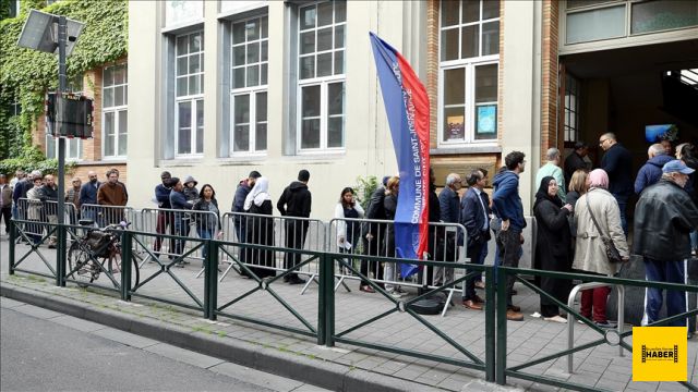 Belçika'da yerel seçimde oy kullanma yaşının 16'ya indirilmesi önerildi