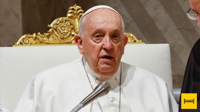 Papa Franciscus, İsrail'e Gazze'deki saldırılarına son verme çağrısı yaptı