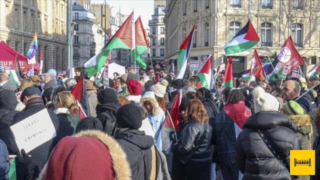 Brüksel'e kadar devam edecek Filistin'e destek yürüyüşü Paris'te başladı
